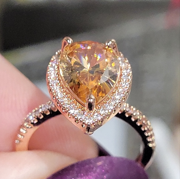 ❣️6ct ROSE GOLD CHAMPAIGN CZ HALO PEAR SHAPED RING 7 & 8 - Picture 3 of 10